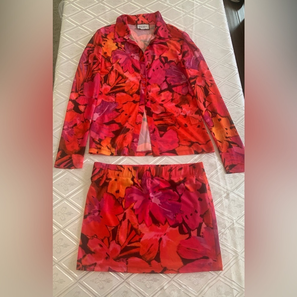 Runaway Floral Women's Multicolored Set